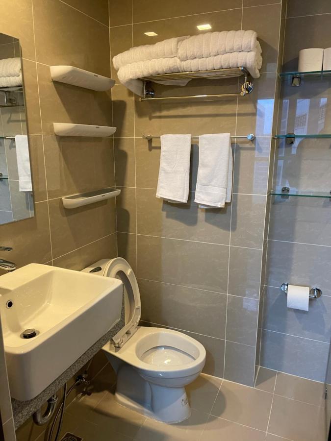 1 Bedroom Condo Uptown Parksuites Bgc, High Floor, Morning Sun Manille Extérieur photo