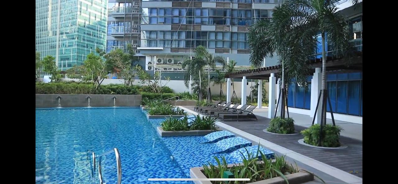 1 Bedroom Condo Uptown Parksuites Bgc, High Floor, Morning Sun Manille Extérieur photo